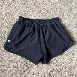 Lululemon black hotty-hot shorts